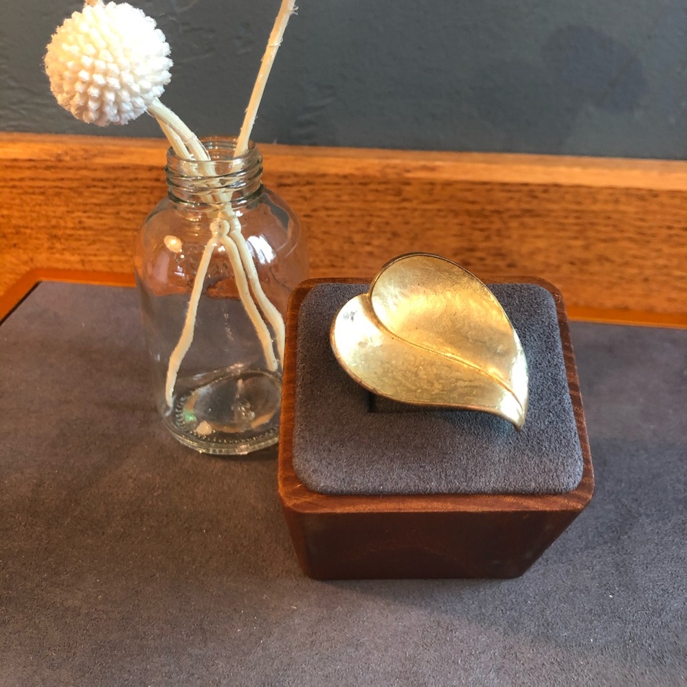 Adjustable Gold Leaf Ring - image 2